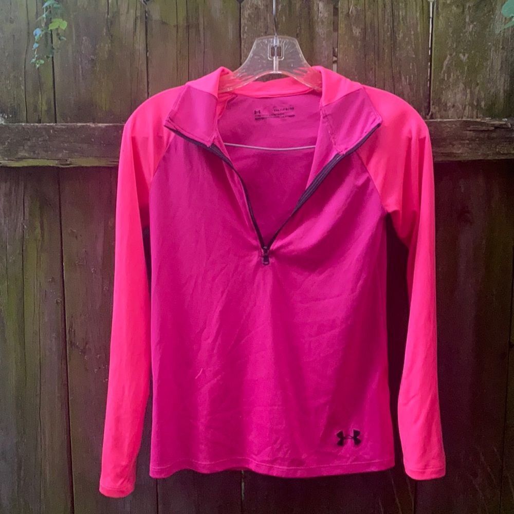 Under Armour top sz. XL